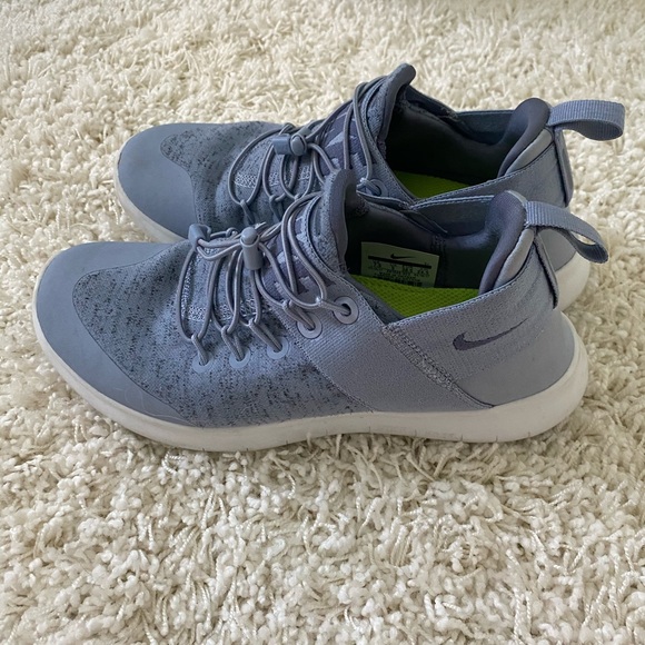 Nike sneakers - Picture 3 of 4